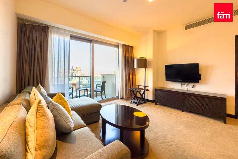 LUXURIOUS FINISH | VACANT | MARINA VIEW64038693696259114