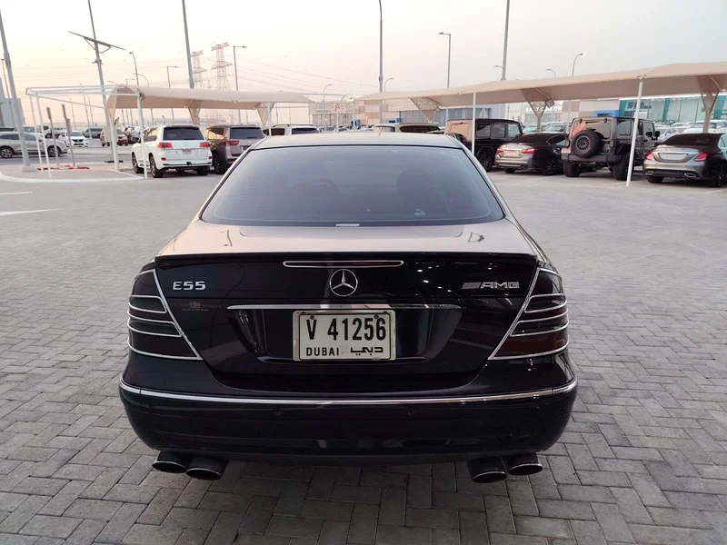 Mercedes E55 Supercharged 200563412190509826112