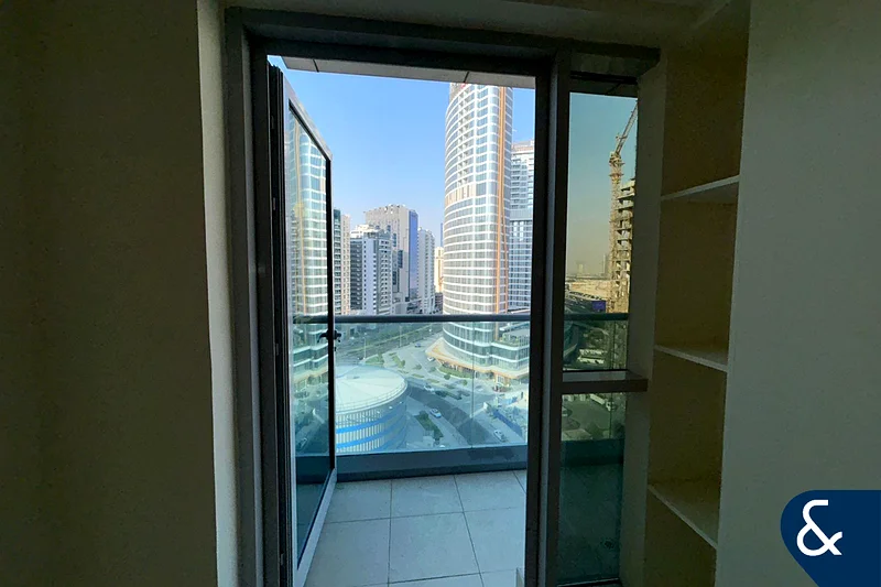 2 Bed | Open for HH & Short Term Lease |63790447285378112