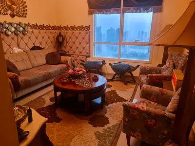 Price reduceddd Home r us Sofabed and set muching arm chairs