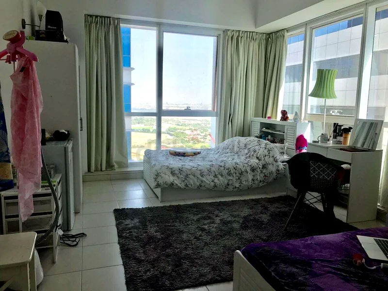 Ladies only Bedspace in difc latifa tower63401958426754111