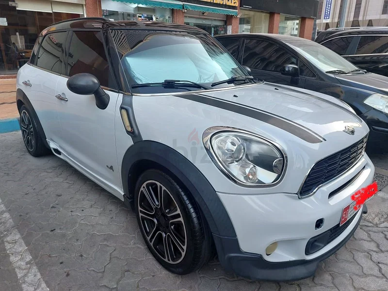 ميني كانتريمان أبيض 2014 من طراز JCW - رياضية، أنيقة، جاهزة للقيادة63398524536066111