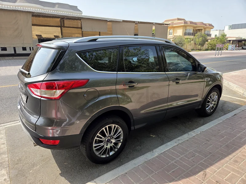 Ford Escape SE 2015 – GCC Specs | Full Service History | Excellent Condition63399877335810113