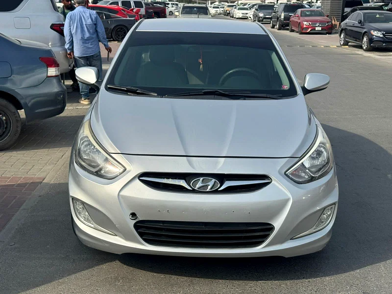 Hyundai Accent 2018 silver color GacC calen car634069025356821129