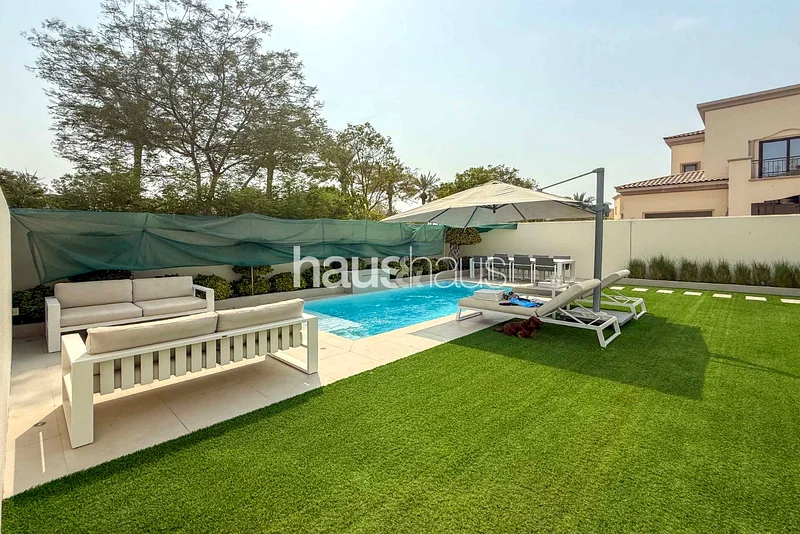 Large Plot | Corner Unit | Exclusive63915362862849111