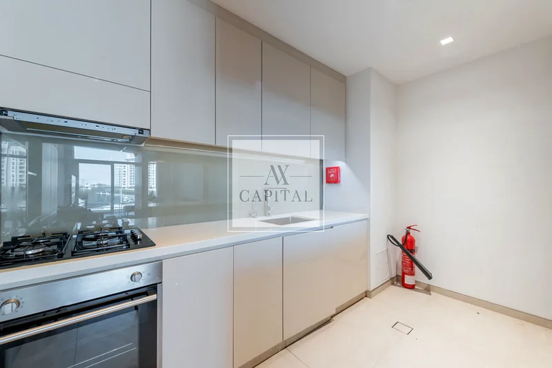 Fully Furnished  | Vacant | Stunning View63987180596098114