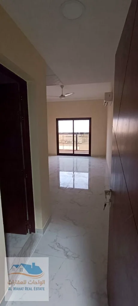 **أول استوديو سكني للإيجار في الجرف 3** ✨ **الإيجار: 20,000 درهم سنويًا** مع إمكانية الدفع في **6 أقساط** 📍 **الموقع**:63714352439170114