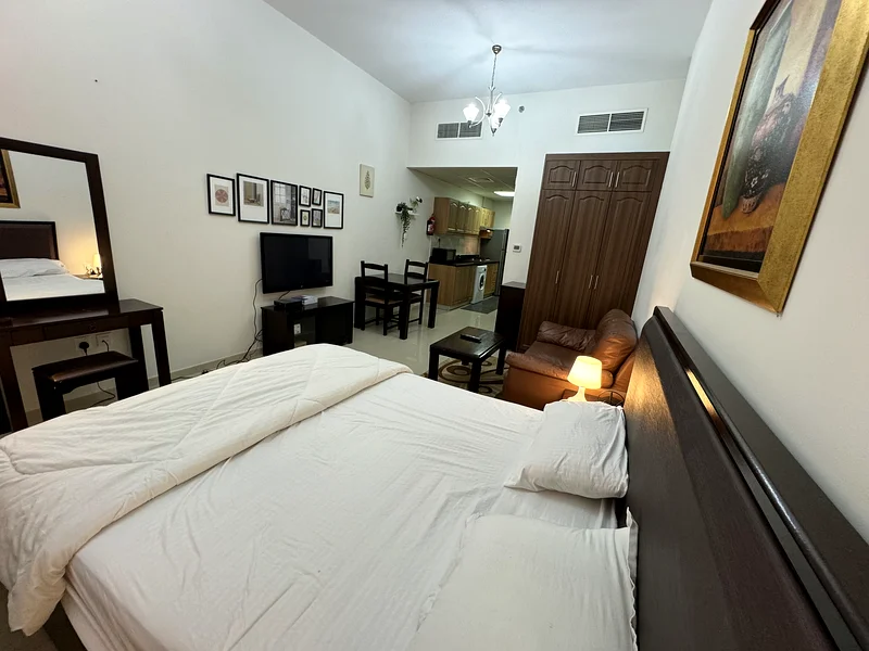High Rise Tower With All Facilities || Near To RTA Transportation || Monthly Rental64050576135041112