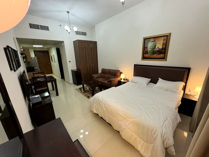 High Rise Tower With All Facilities || Near To RTA Transportation || Monthly Rental64050576135041110