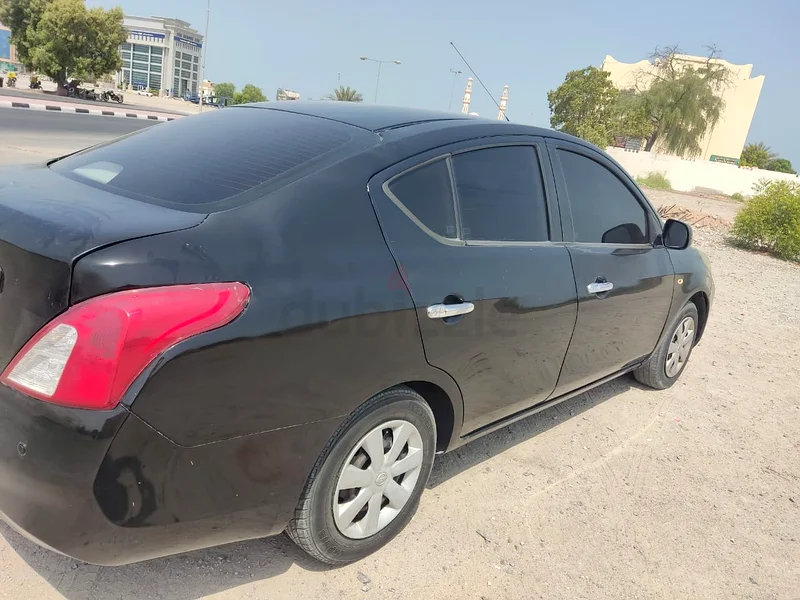 Nissan Sunny 201263399975603073112