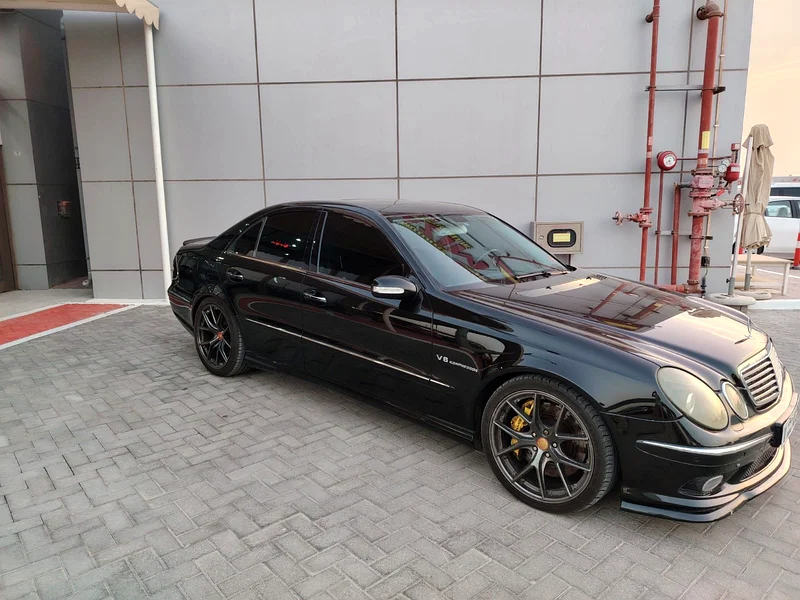 Mercedes E55 Supercharged 200563412190509826112