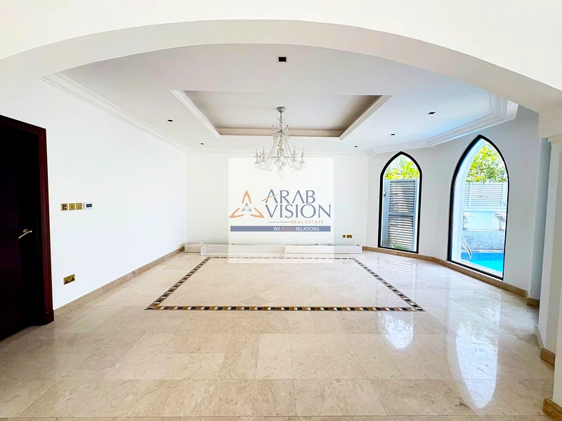 Water Front Living | Private Pool | Upgraded63654982404099113
