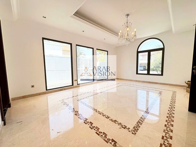 Water Front Living | Private Pool | Upgraded63654982404099114