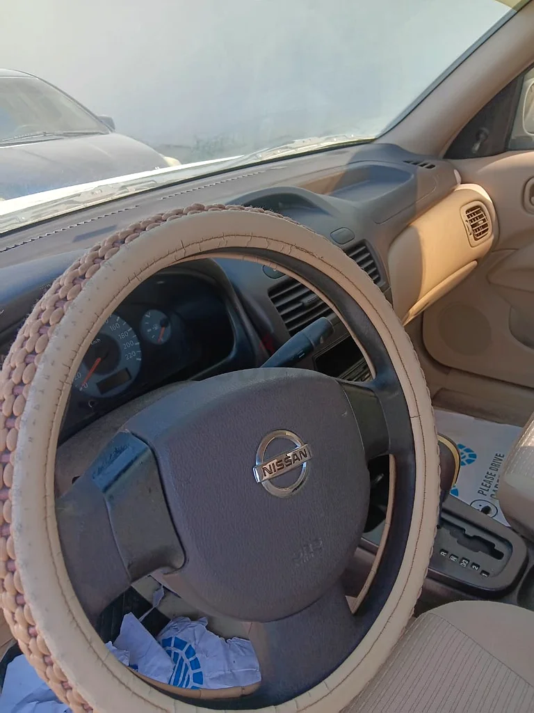 نيسان سني 2012 موديل63399975593346114