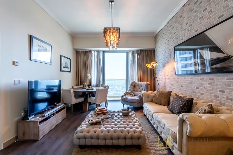 Vacant | Upgraded 1 BR | High Floor64039606185347110