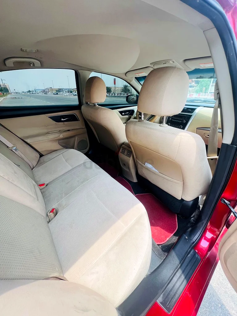 2016 Nissan Altima GCC Spec – 177,000 km63399970628994114