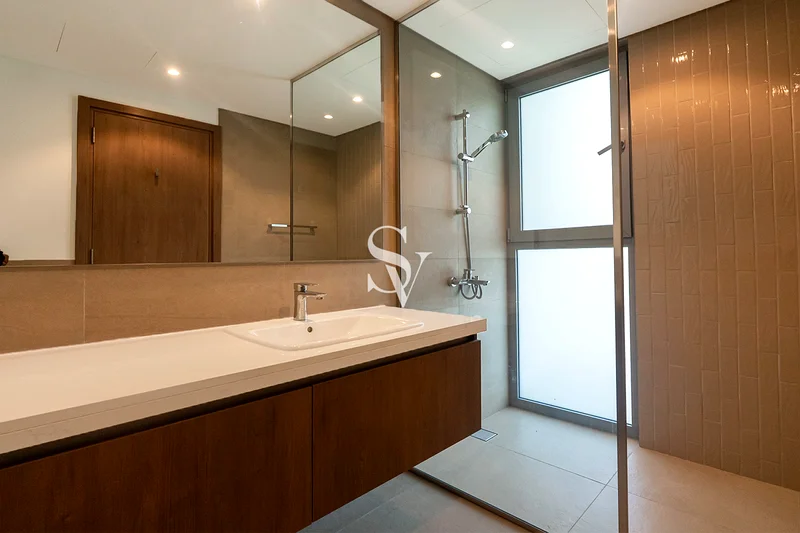 Near to Pool and Park | Vacant | Genuine Resale63930282613763114