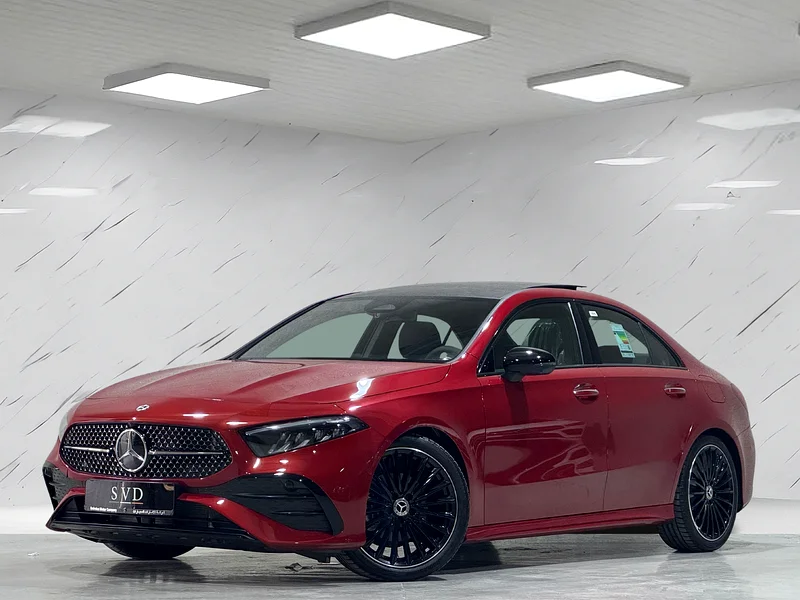 NEW CAR -- NIGHT PACKAGE -- MERCEDES WARRANTY -- A200 AMG SEDAN63403206420738112