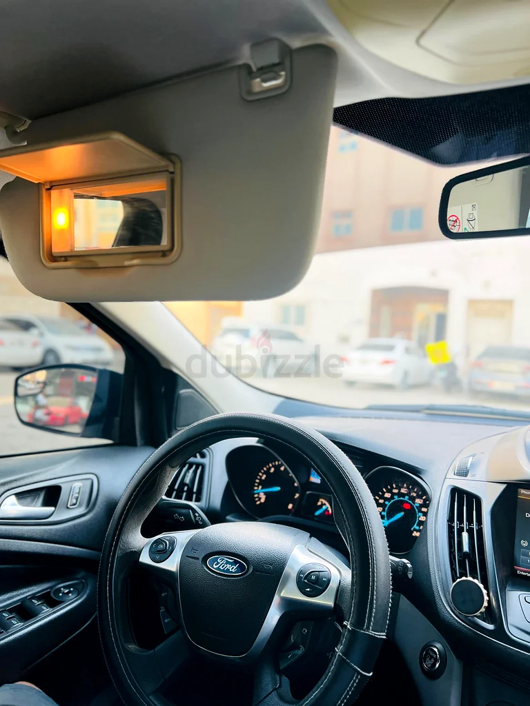 Ford Escape 201463399877634945111