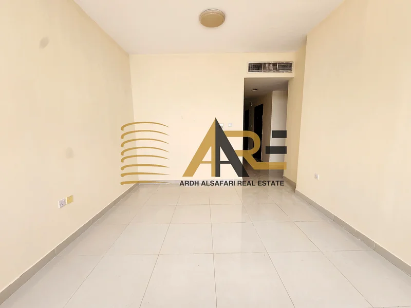 شقة فسيحة من غرفة نوم واحدة // تكييف مركزي // حمامان // جاهزة للسكن63404765866755111