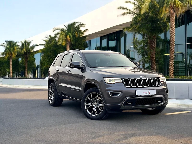 AED 999 PM | JEEP GRAND CHEROKEE OVERLAND 3.6 V6 | GCC | DECENT SPACE | WELL MAINTAINED63225310622977112