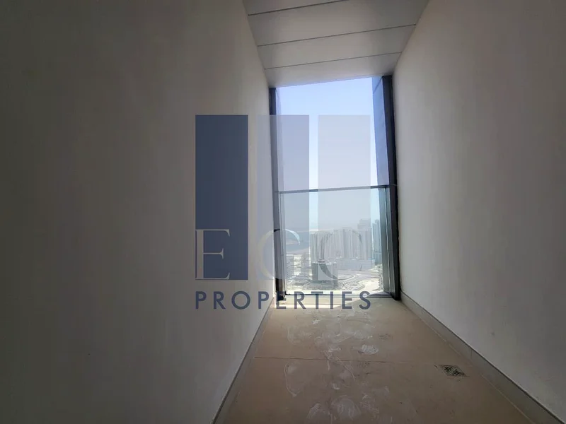 شقة مكونة من 3 غرف نوم ومثيرة للإعجاب | موقع متميز | إطلالة على الخور63843277313666113