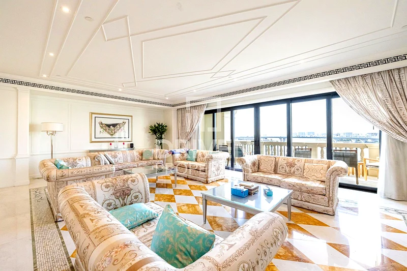 Stunning Unit I Full Canal View | Furnished63968005843074111