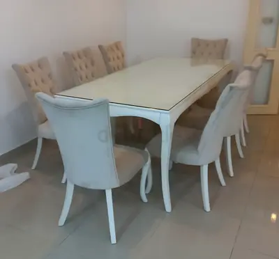 White 8 seats Dining Table
