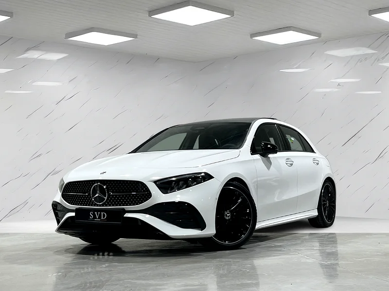 NEW CAR -- NIGHT PACKAGE -- MERCEDES WARRANTY -- A200 AMG HATCHBACK63403206428161112