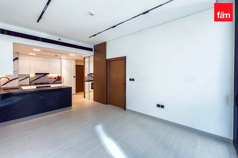LUXURIOUS 1 BHK / BRAND NEW / PRIME LOCATION63793485708930112