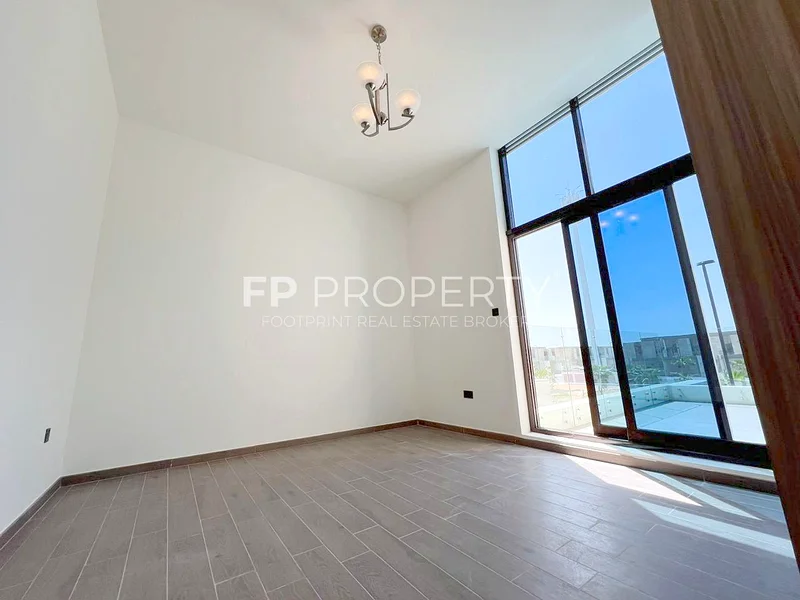 Brand New 4 Bed | Middle unit | Close to Pool & Park | Handover in 1 month63991823211778114