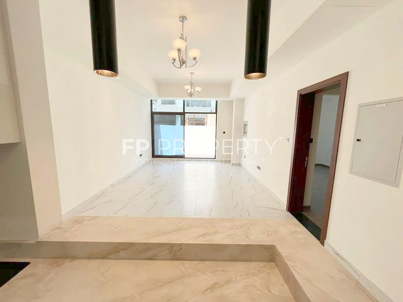 Brand New 4 Bed | Middle unit | Close to Pool & Park | Handover in 1 month63991823211778111