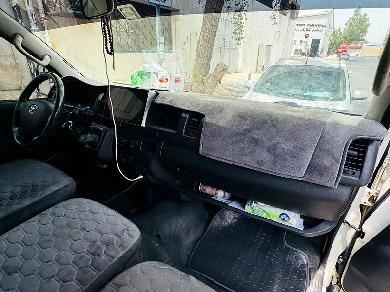 TOYOTA HIACE63401317754243114
