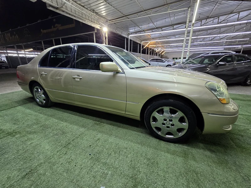 Very clean Lexus LS43063398645092353114