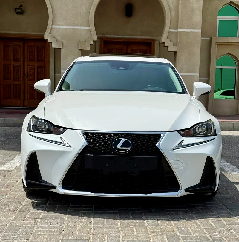 Lexus IS200T 2017 model, fully optional63398643953153111
