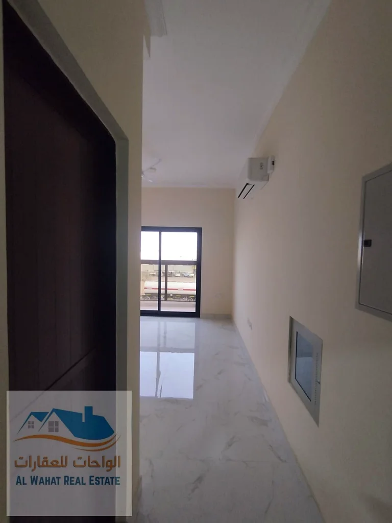 للإيجار، غرفة وصالة - عجمان الجرف 363714534709889110