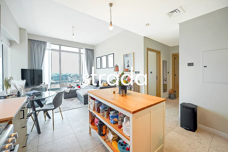 Corner Apartment | Motivated | Enquire Today64043668287618114