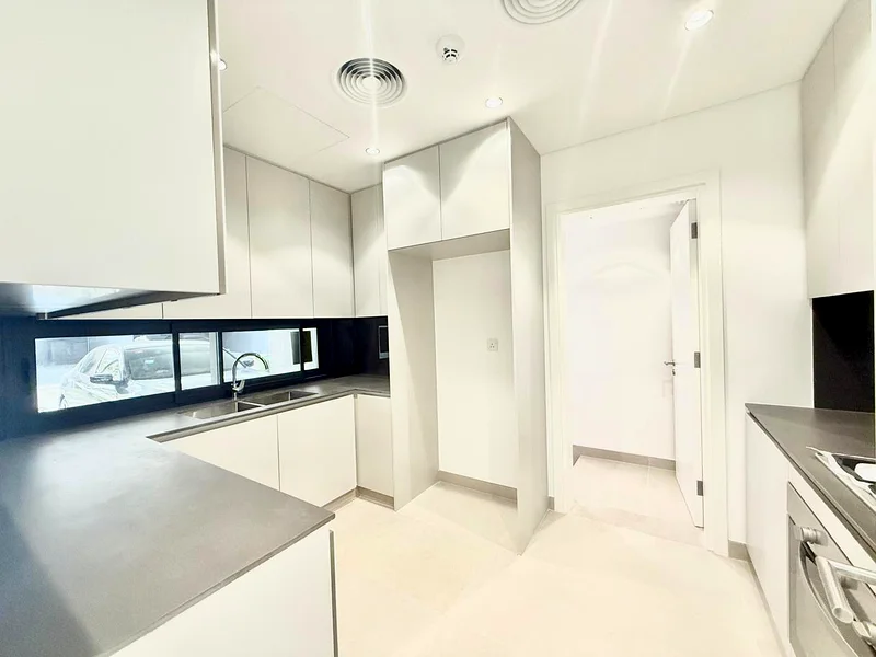 2BHK, very spacious, high-quality finishing, ready to move in with 3 bathrooms63404872967297112