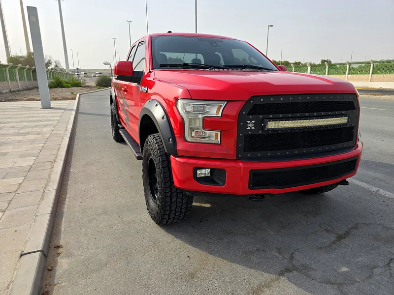 F150 لارييت FX4 سوبركاب 5.0 لتر V8، خيار كامل مع تعديلات63399882404865111
