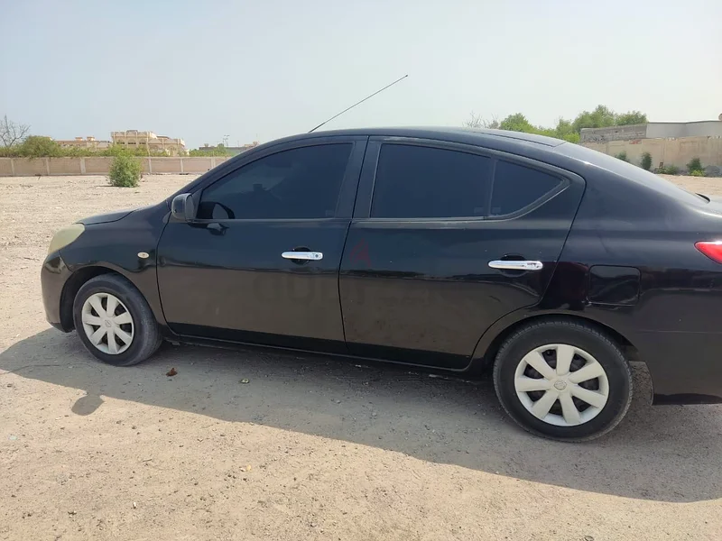 Nissan Sunny 201263399975603073111