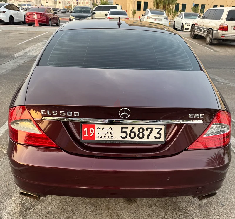 مرسيدس بنز مارون طراز CLS350 بحالة ممتازة63399927409537113