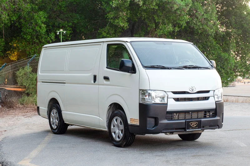 2021 Toyota Hiace | Std-Roof Delivery Van | GCC Specs | Ref#T2462863401317386626111
