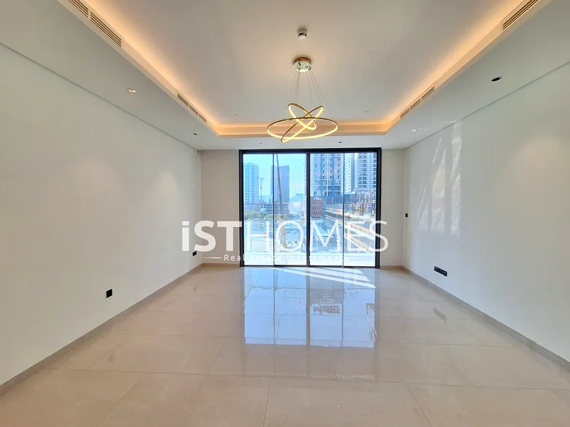 Luxury apartment I Open Kitchen | Smart Home Alexa | Balcony | Brand New | Prime Location I First Tenant I JVC63780578849795113