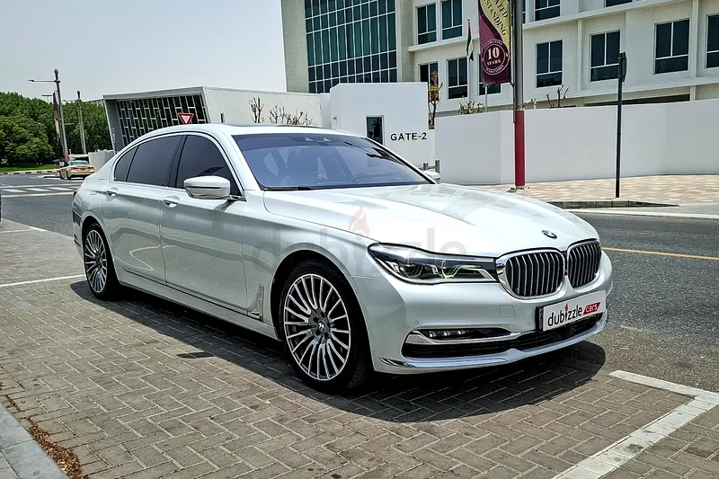 AED 1759/month | 2016 BMW 7-Series 740li Luxury | GCC Specs | Ref#34153263411931342594116