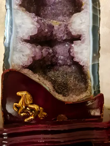 Brazils amethyst rock