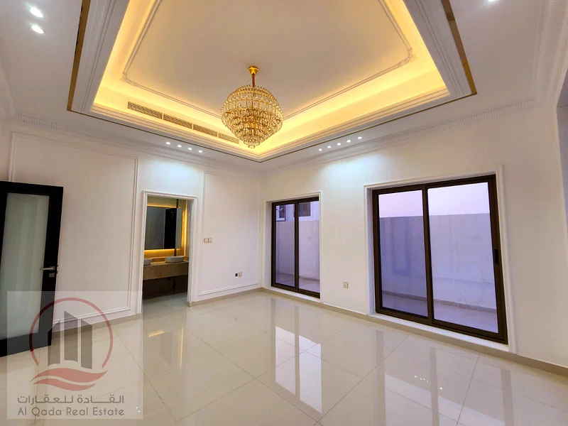 فيلا للبيع في الحيلو 2، عجمان، تصميم حديث، طابق أرضي، طابق أول، وسطح. السعر يشمل رسوم التسجيل (5 غرف نوم رئيسية، ومطبخ63913217901315114