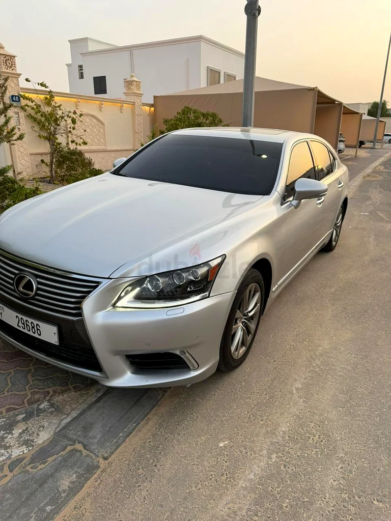 Lexus LS 460 201663398644615426111