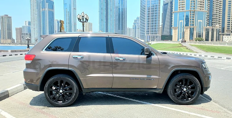 2017 / JEEP / LIMITED HEMI / 5.7 / GCC / 100% ORIGINAL PAINT / FULL SERVICE63398628366465112