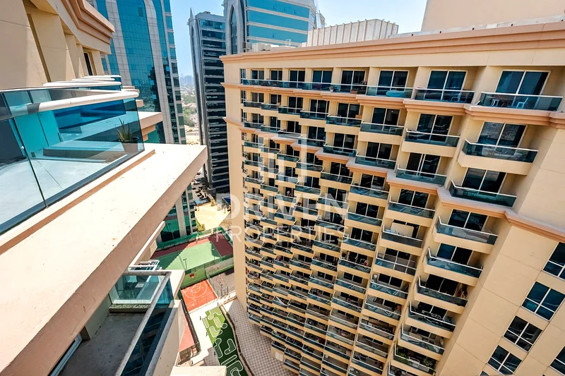 Community View | Huge Unit | Modern Layout64032028722562112