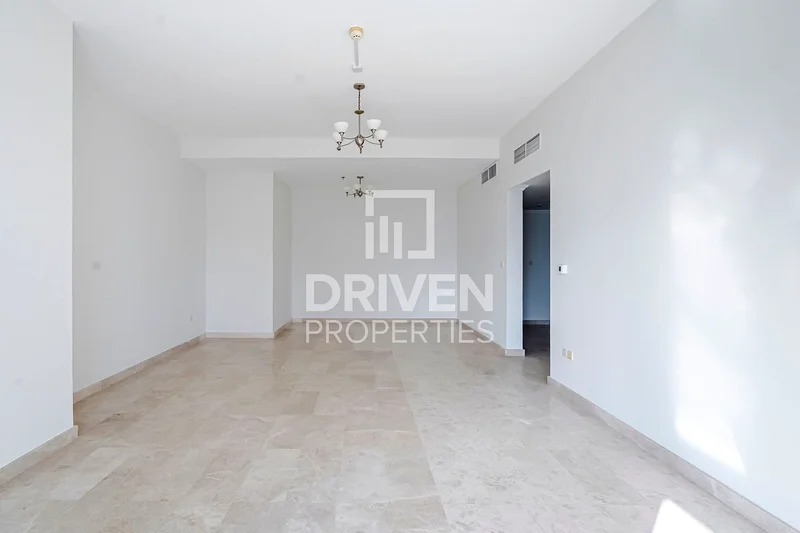 Unique Layout | Water View | Spacious Unit64036304951553110
